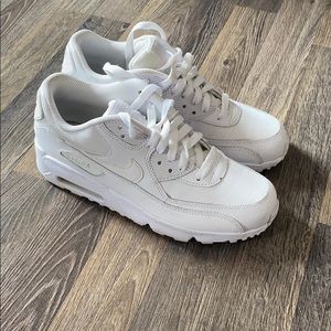 Women’s Nike Air Max 90 Triple White